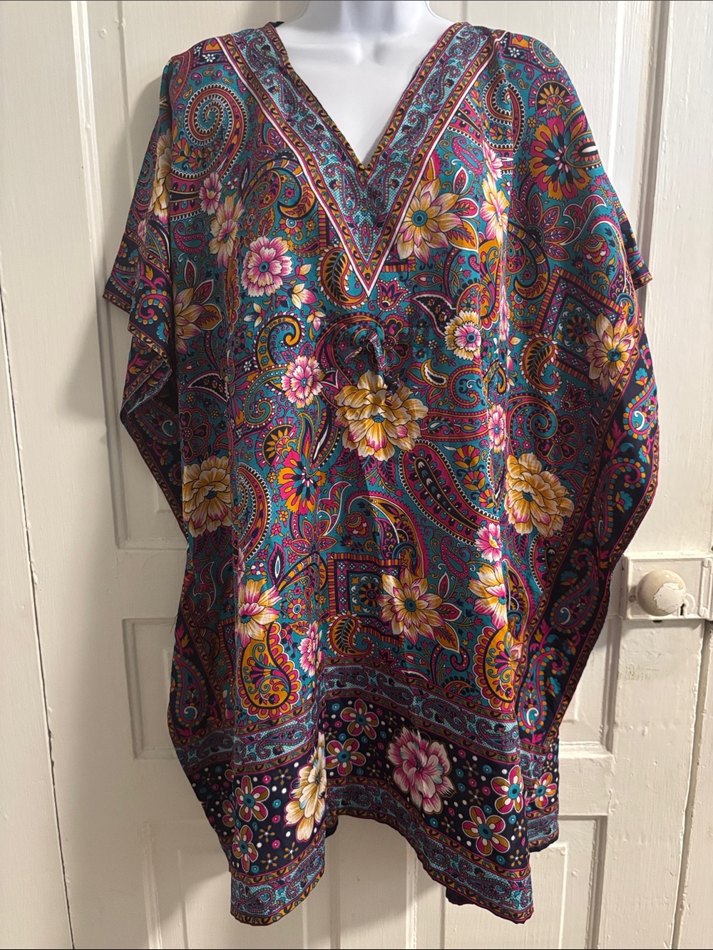 SOL Vibrant Paisley Floral Caftan Cover Up One Size